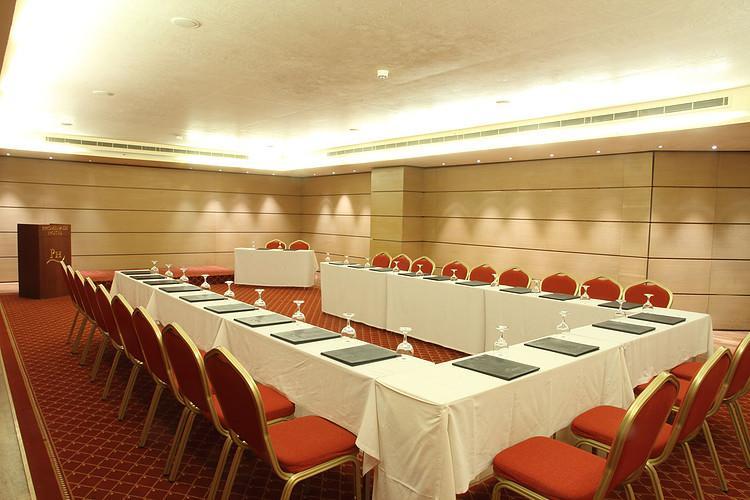 Promenade Hotel Zalqa Εξωτερικό φωτογραφία