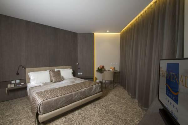 Promenade Hotel Zalqa Εξωτερικό φωτογραφία